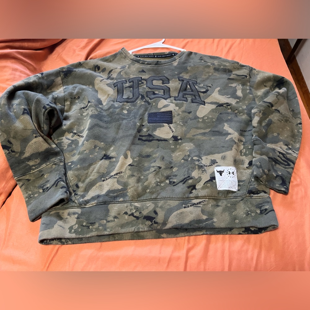 Under Armour Camouflage Sweatshirt